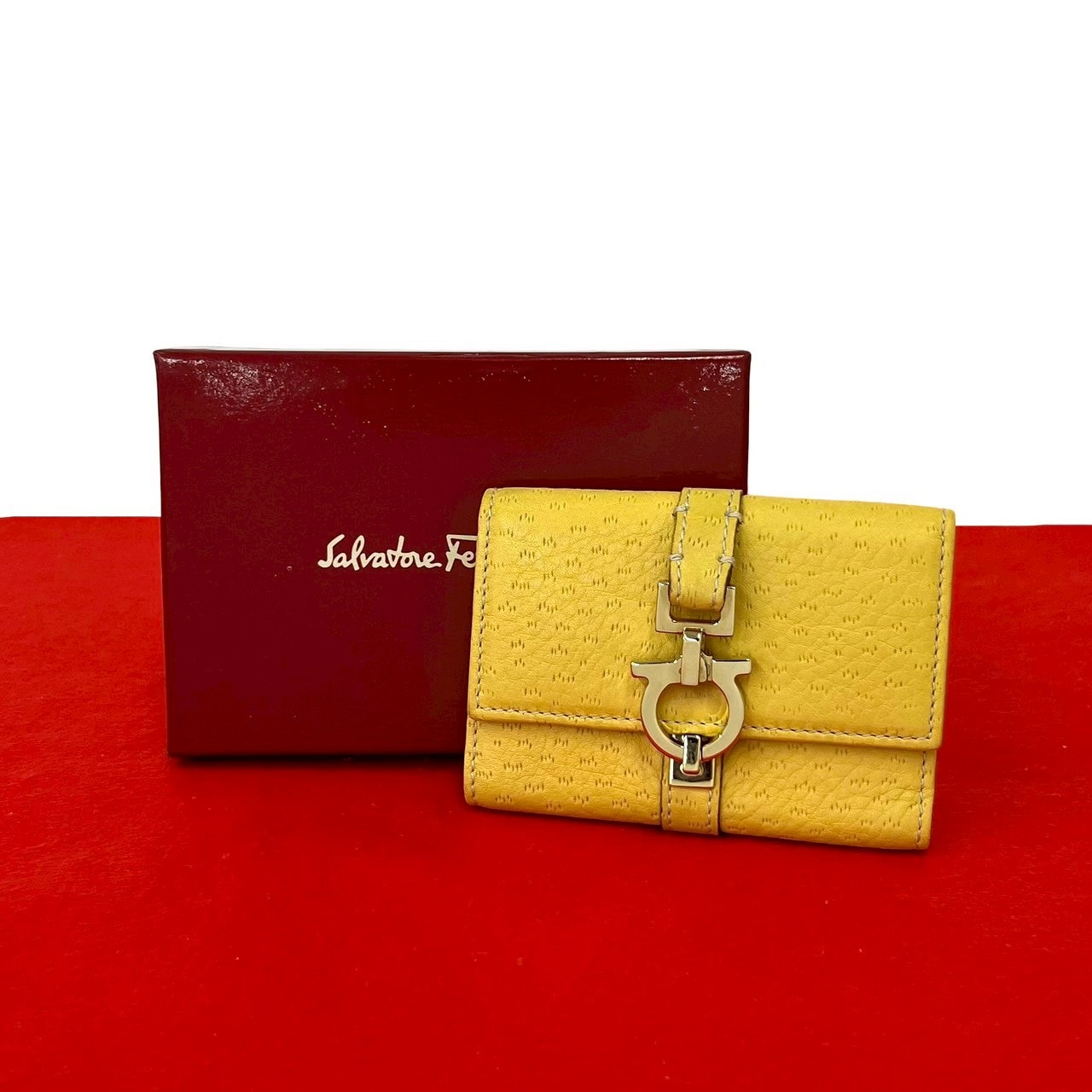 B (目立った傷や汚れなし)】Salvatore Ferragamo サルヴァトーレ