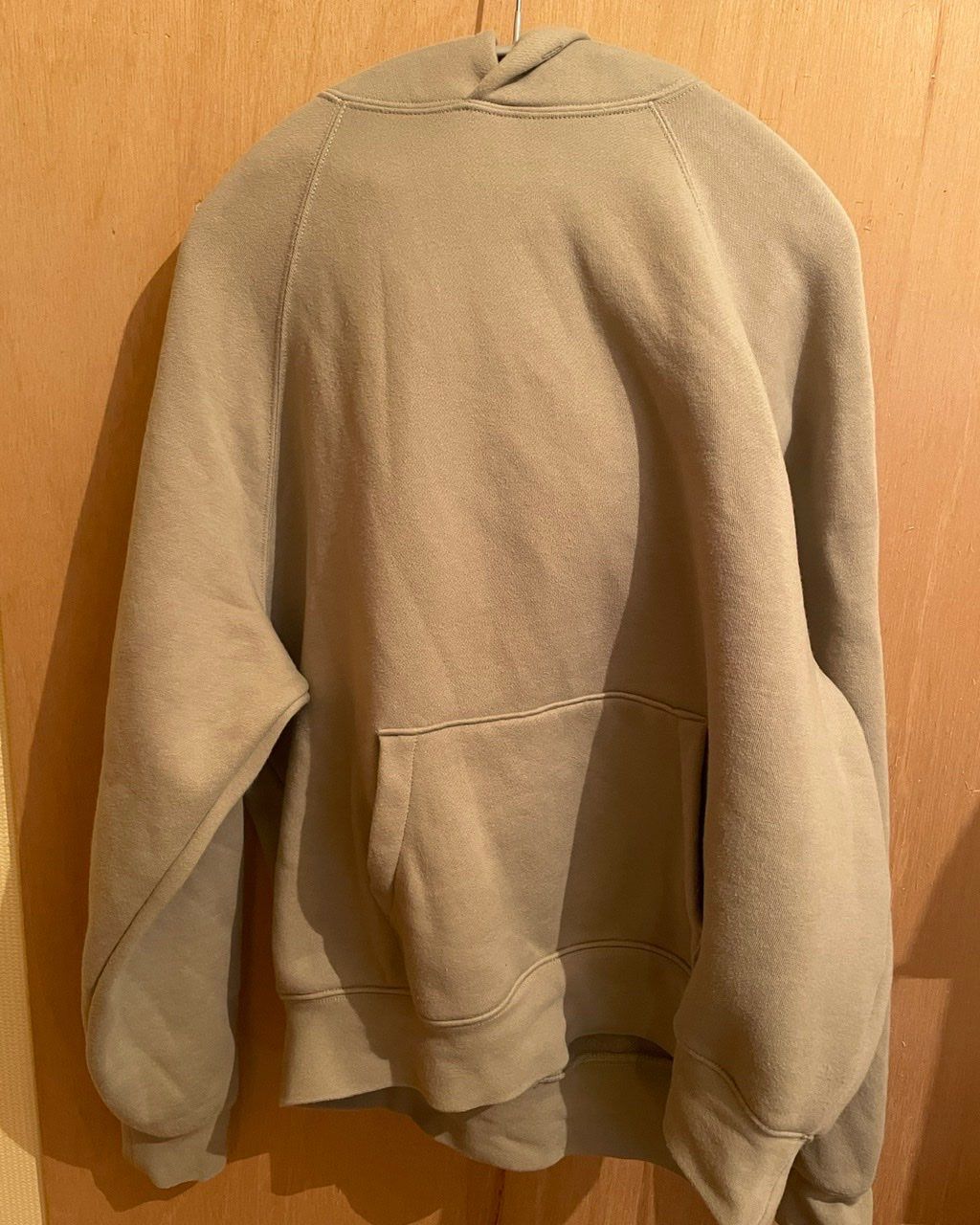 FEAR OF GOD ESSENTIALS PULLOVER HOODIE "Pistachio"