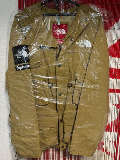 Supreme x The North Face Cargo Jacket "Antique Bronze"