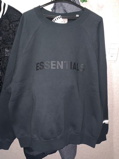 FEAR OF GOD ESSENTIALS 3D Silicon Applique Crewneck "Black"