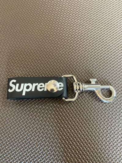 Supreme Leather Key Loop "Black"