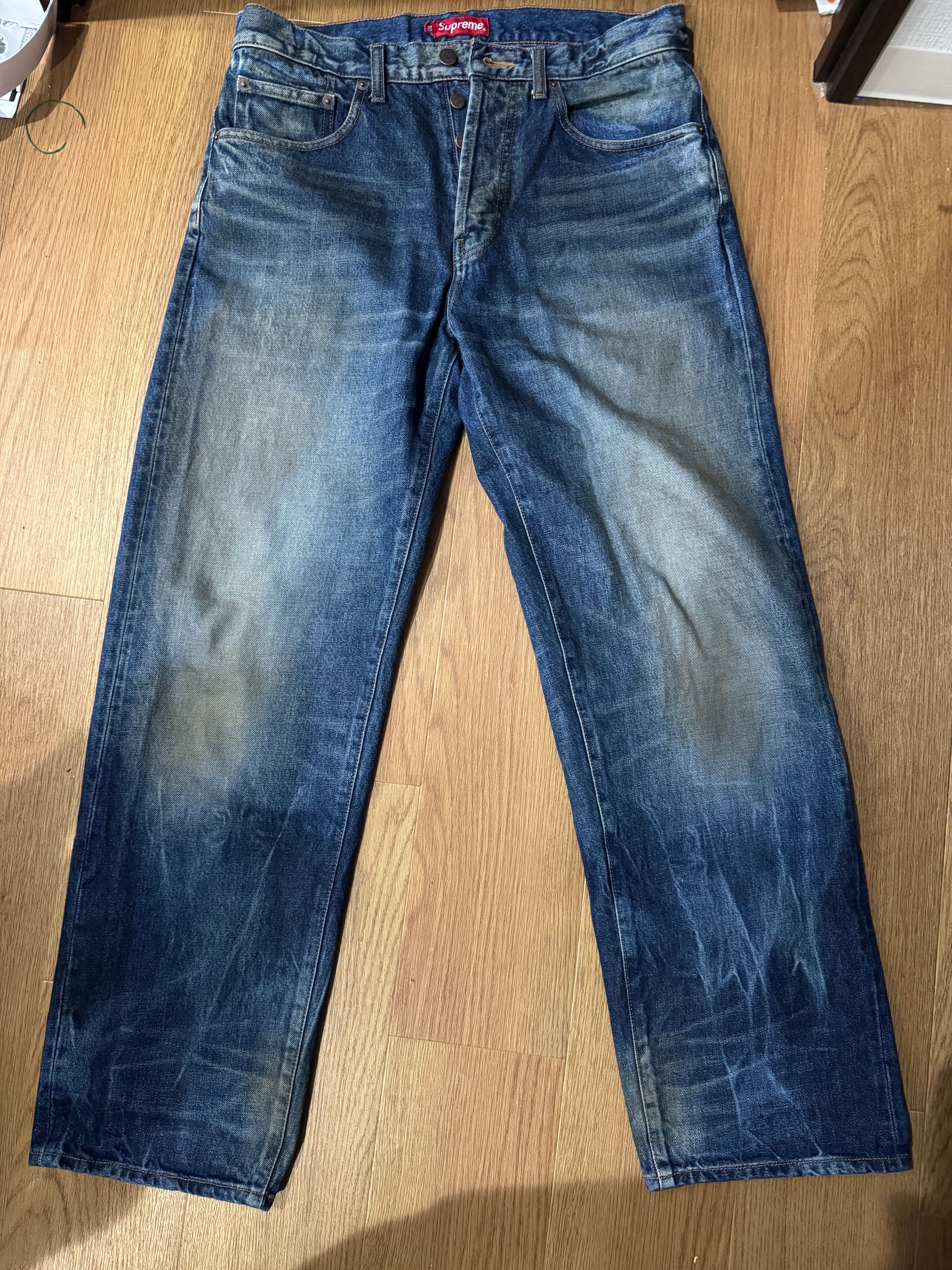 Supreme Distressed Loose Fit Selvedge Jean "Washed Blue" (23FW)