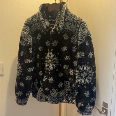 Supreme Bandana Faux Fur Bomber Jacket "Black"
