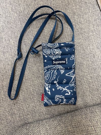 Supreme Puffer Neck Pouch Supreme Puffer Neck Pouch