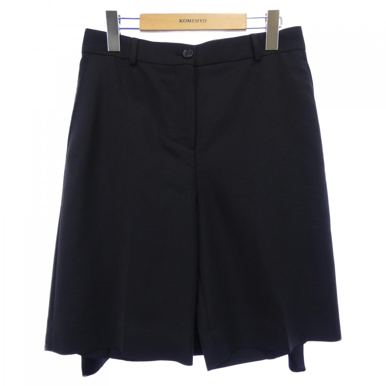 バーバリー BURBERRY ショートパンツ