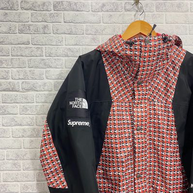 Supreme x The North Face Studded Mountain Light Jacket "Red"