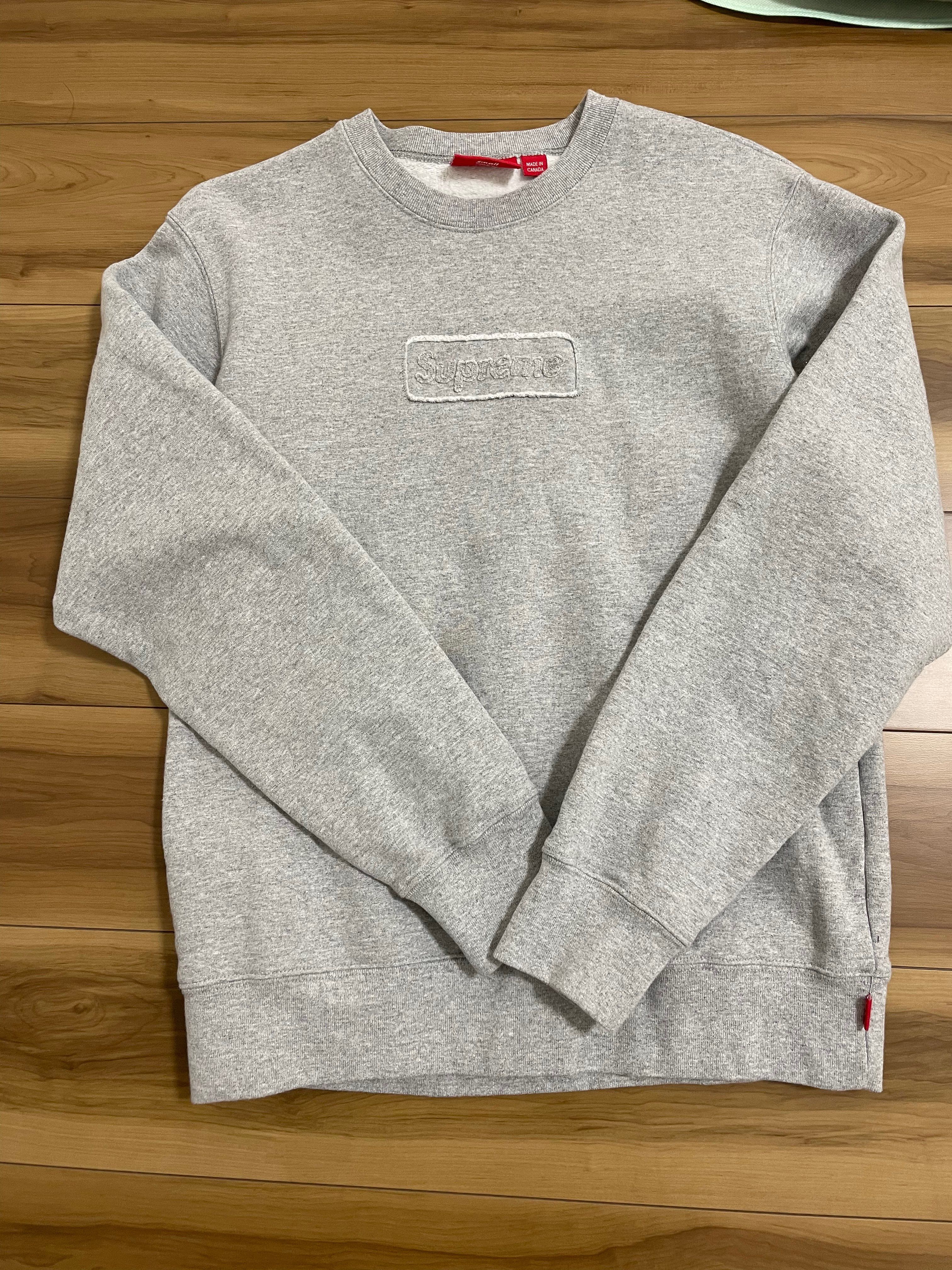 Supreme Cutout Logo Crewneck "Grey"