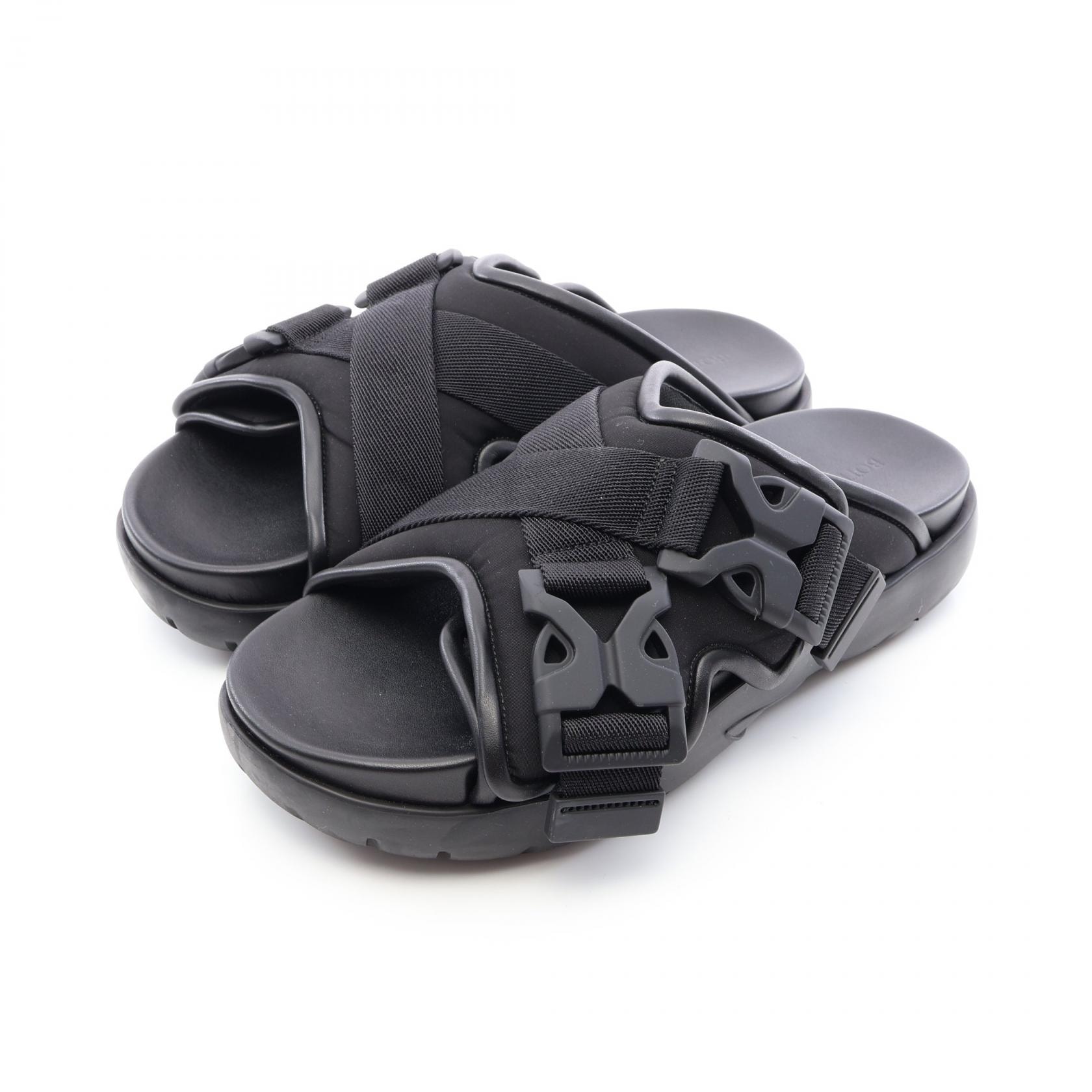 ボッテガヴェネタ BOTTEGA VENETA SNAP SLIDE SANDAL サンダル 靴 レザー ファブリック メンズ ブラック系 【中古】
