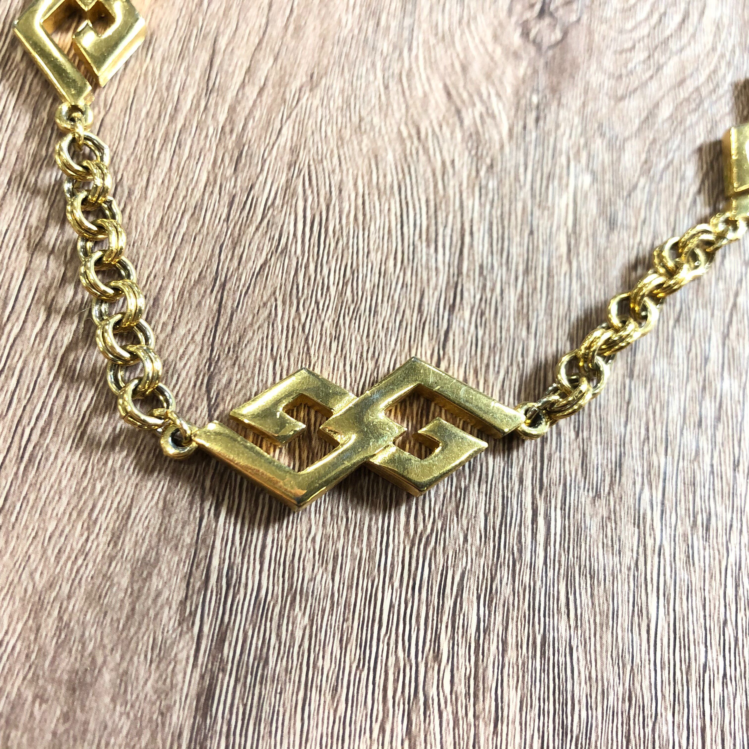 ジバンシィネックレス