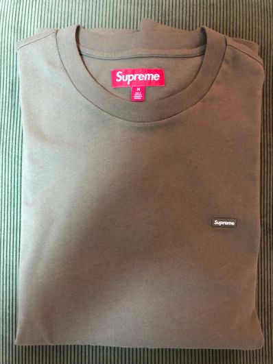 Supreme Small Box L/S Tee "Light Olive"(23FW)