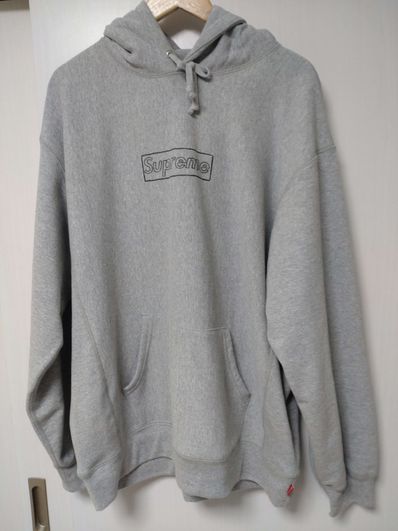 Supreme KAWS Chalk Logo Hooded Sweatshirt "Grey"(2021)