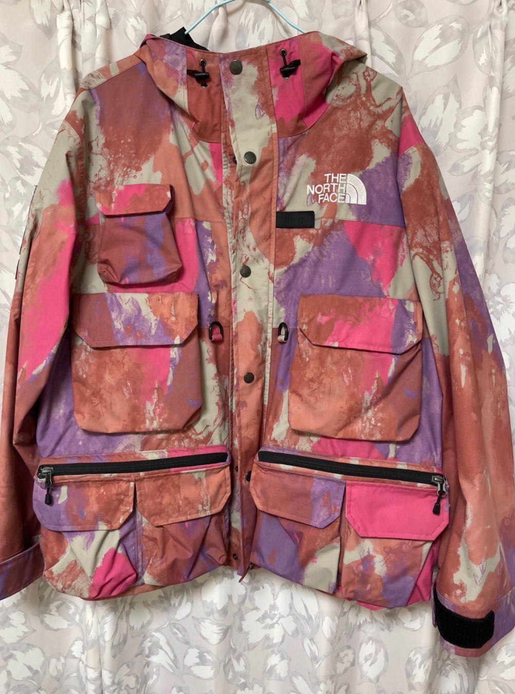 Supreme x The North Face Cargo Jacket "Pink"