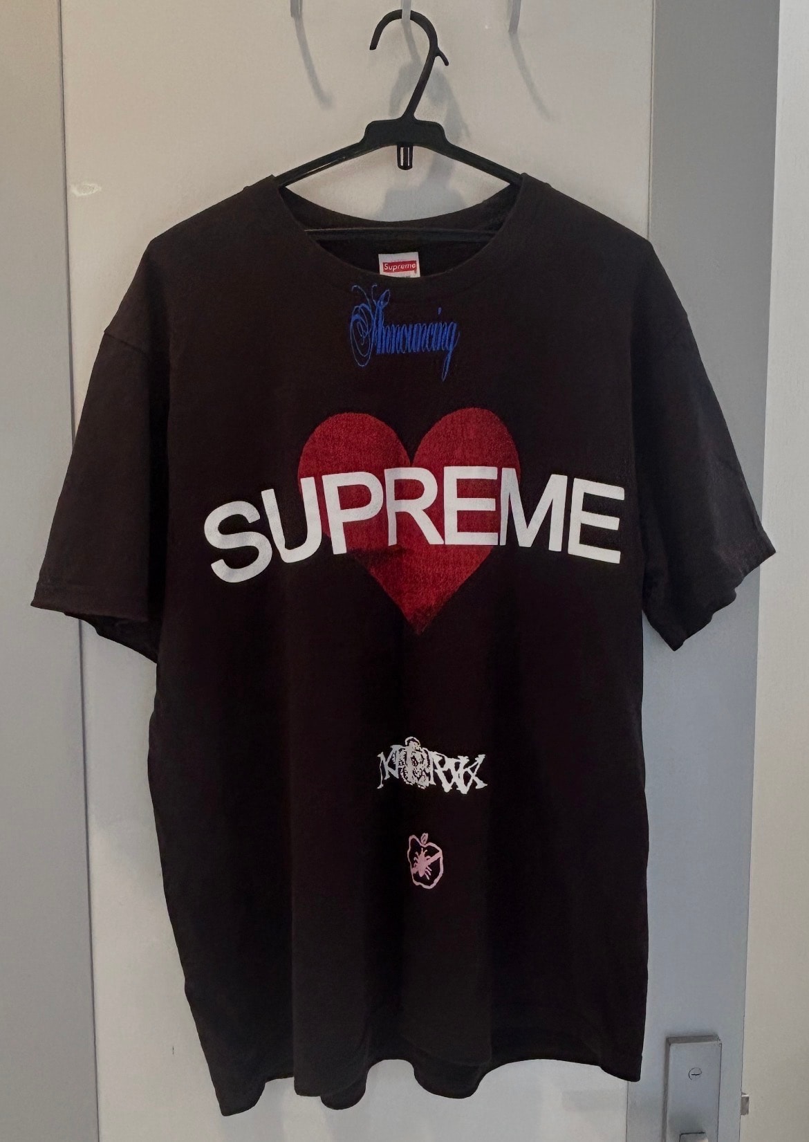 Supreme Announcing Tee "Black"