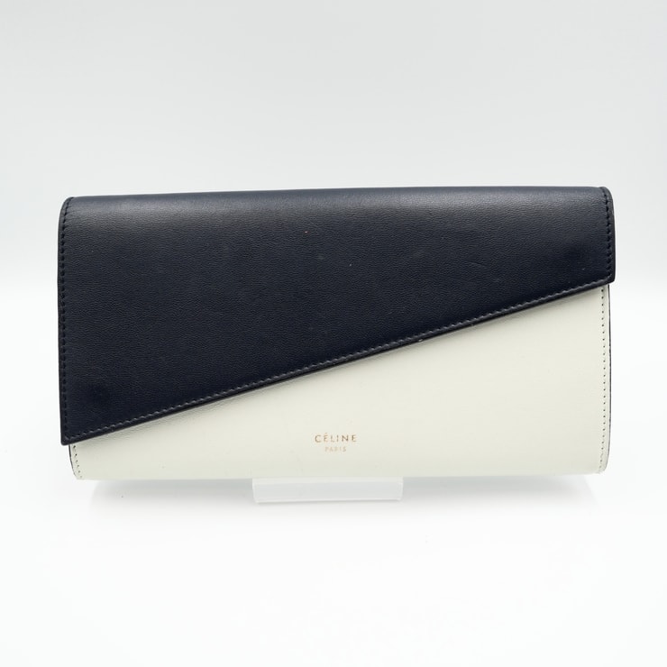CELINE(セリーヌ)ダイアゴナル ラージフラップ 長財布 バイカラー ネイビー ホワイト レザー ゴールド金具 レディース【中古】