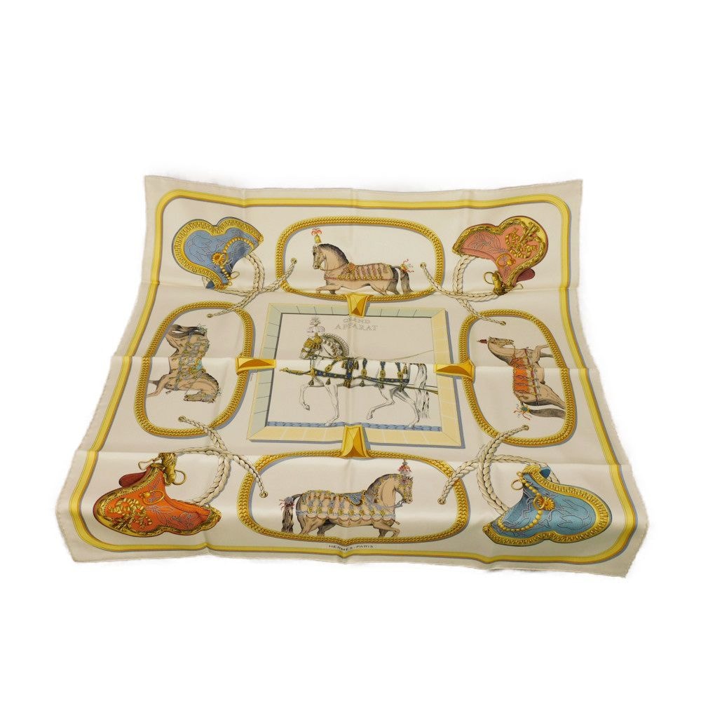 新品・未使用 エルメス スカーフ カレ90 グラン・アパラ 盛装の馬 HERMES エルメス カレ90 GRAND APPARAT 盛装の馬 スカーフ