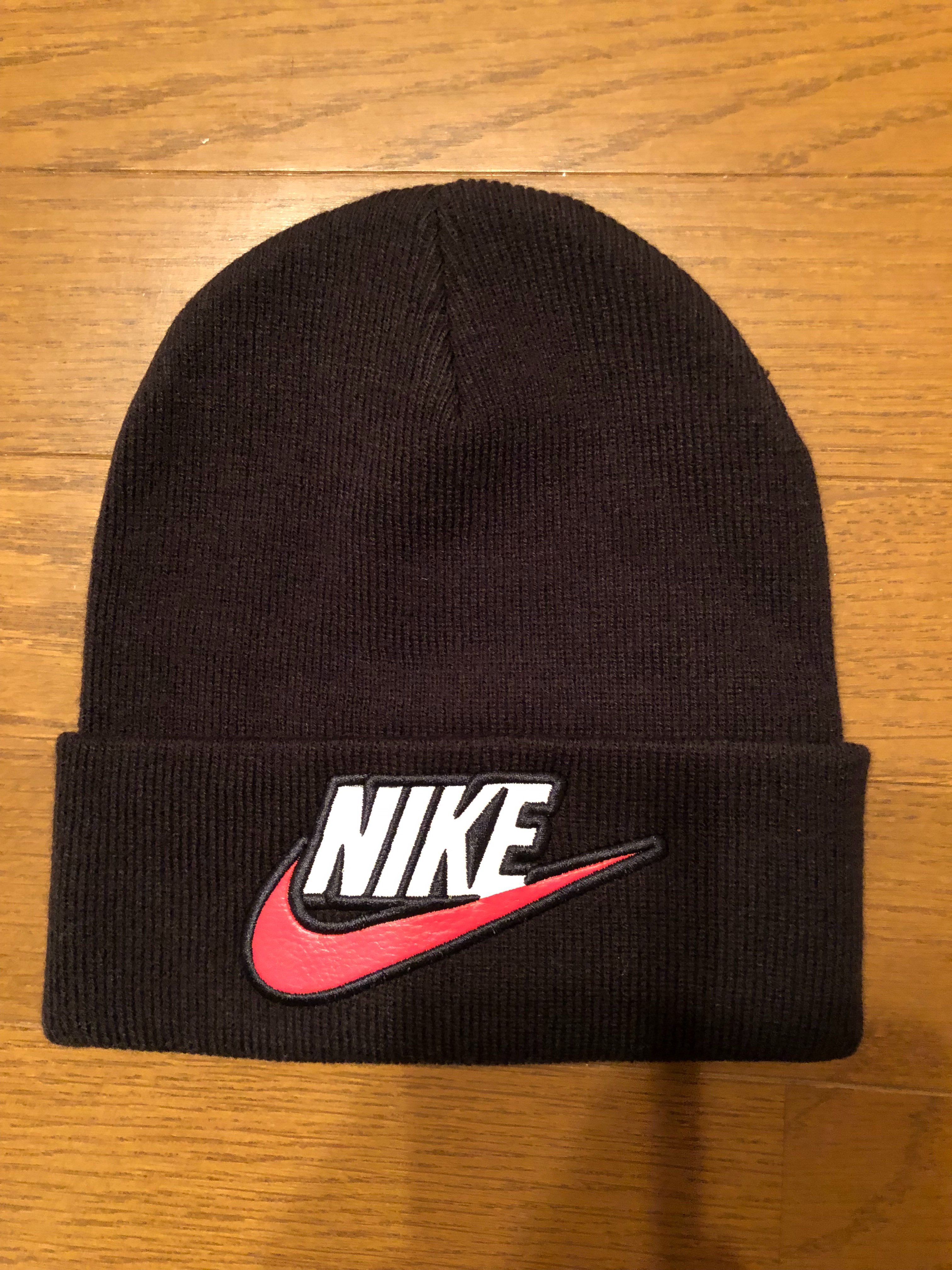 Supreme / NIKE® Beanie "Black"