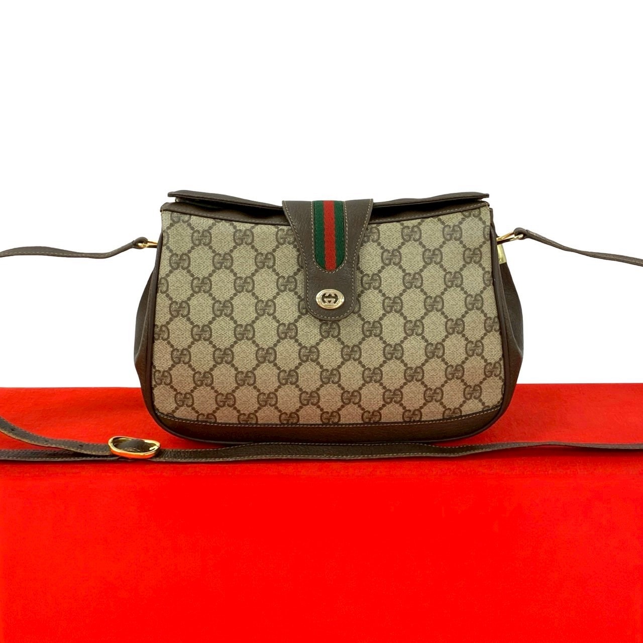 GUCCI グッチ シェリーライン GG ロゴ 金具 レザー PVC ショルダーバッグ ブラウン
 39218