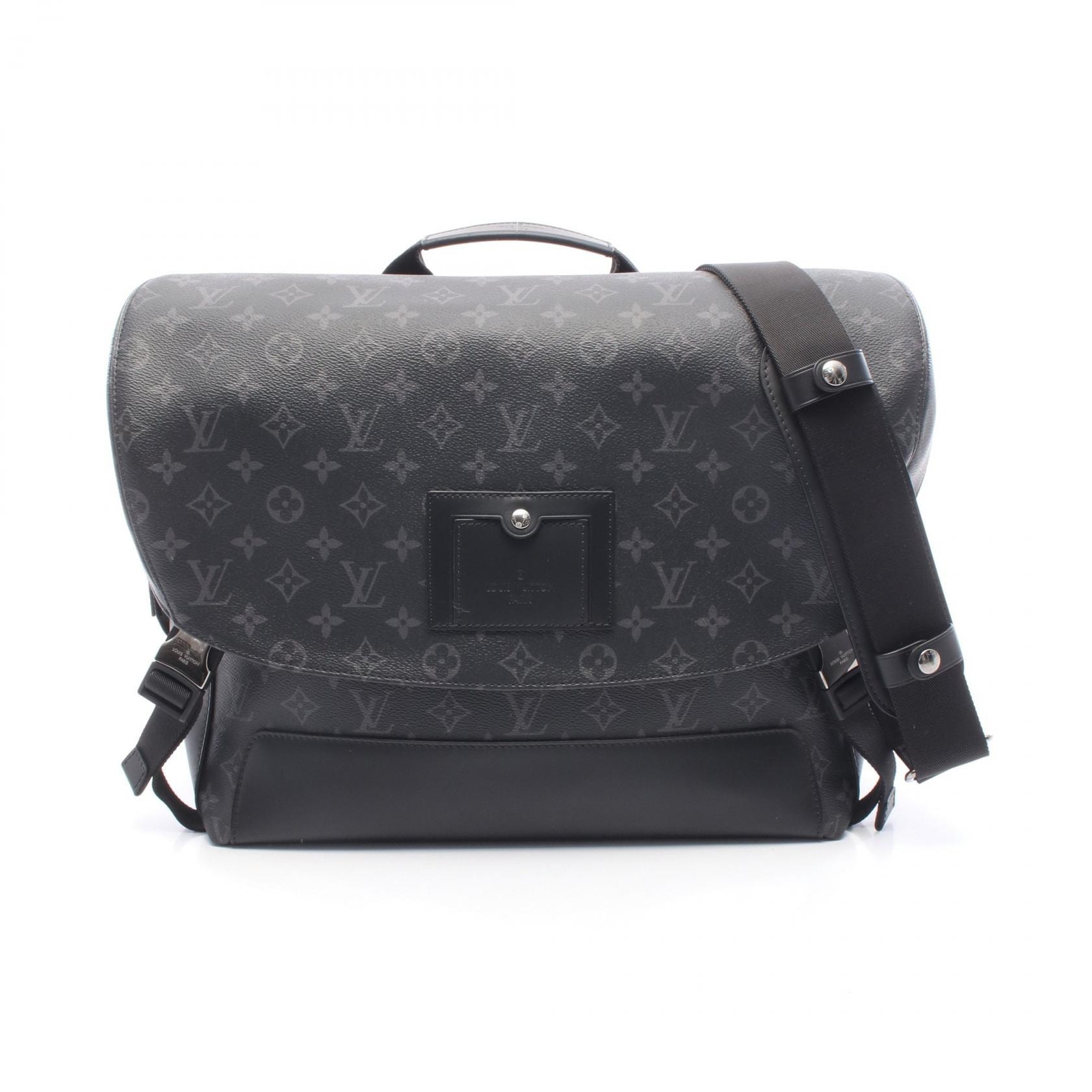 ルイ・ヴィトン LOUIS VUITTON メッセンジャー ヴォワヤージュMM ショルダーバッグ バッグ PVCコーティングキャンバス レザー モノグラム・エクリプス メンズ ブラック系 M43276 【中古】
