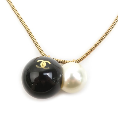 シャネル CHANEL ネックレス ココマーク メタル/フェイクパール ゴールド/ブラック/ホワイト レディース【中古】 e62116a