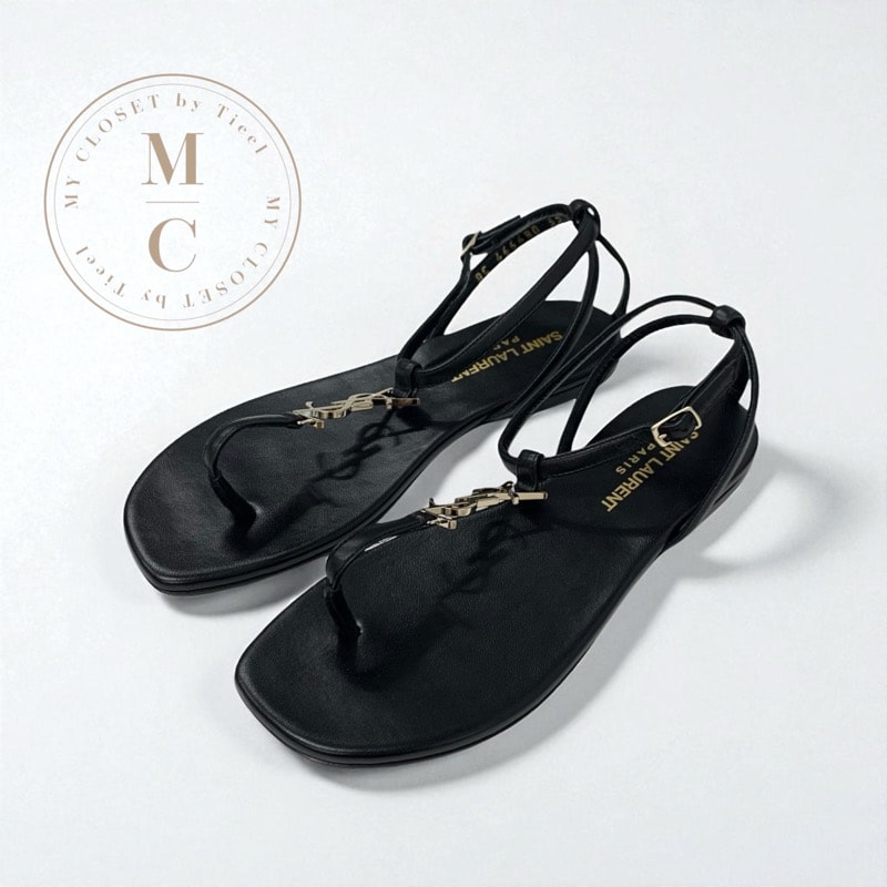 サンローラン SAINT LAURENT カサンドラ サンダル 靴 シューズ レザー ブラック 黒 ゴールド YSL金具 ストラップ トングサンダル