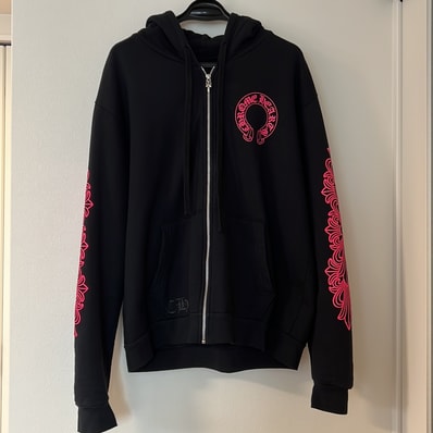 クロムハーツ ホースシュー フローラルクロス ジップアップ フーディー クロムハーツ ホースシュー フローラルクロス ジップアップ フーディー
