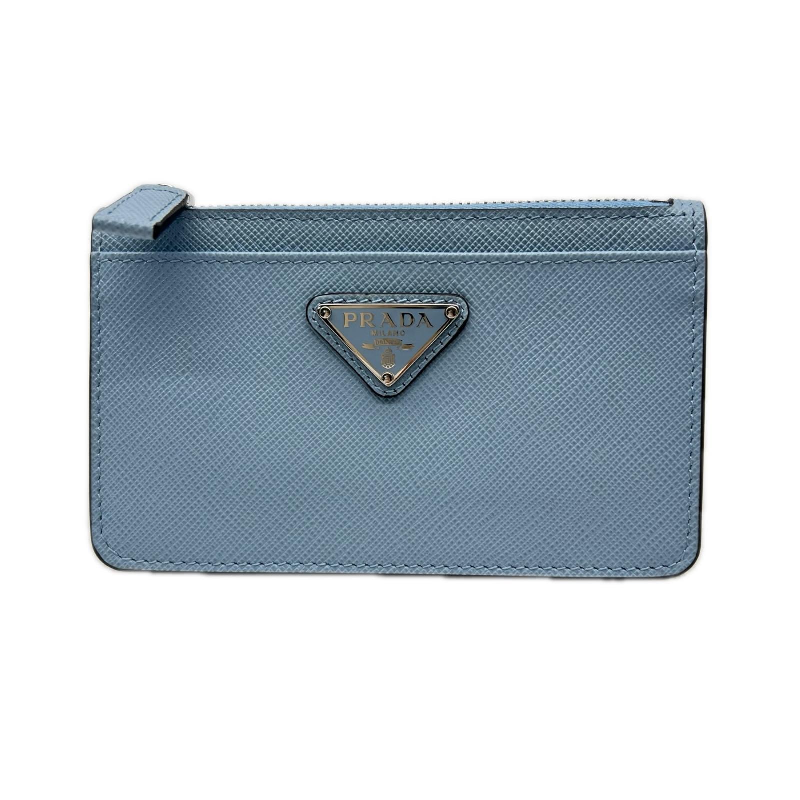 A (未使用に近い)】極美品 PRADA プラダ サフィアーノ トライアングル A (未使用に近い)】極美品 PRADA プラダ サフィアーノ トライアングル