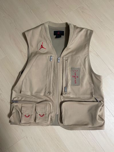 Air Jordan x Travis Cactus Jack Utility Vest "Khaki Desert"