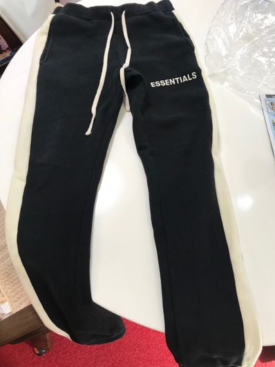 FEAR OF GOD Essentials Side Stripe Sweatpants "Black"