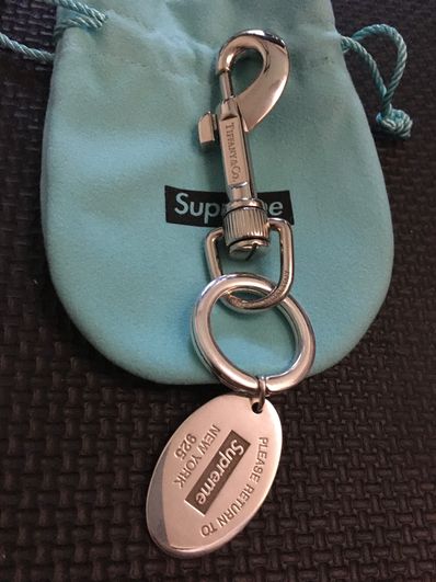 Supreme / Tiffany & Co. Return to Tiffany Oval Tag Keyring "Silver"