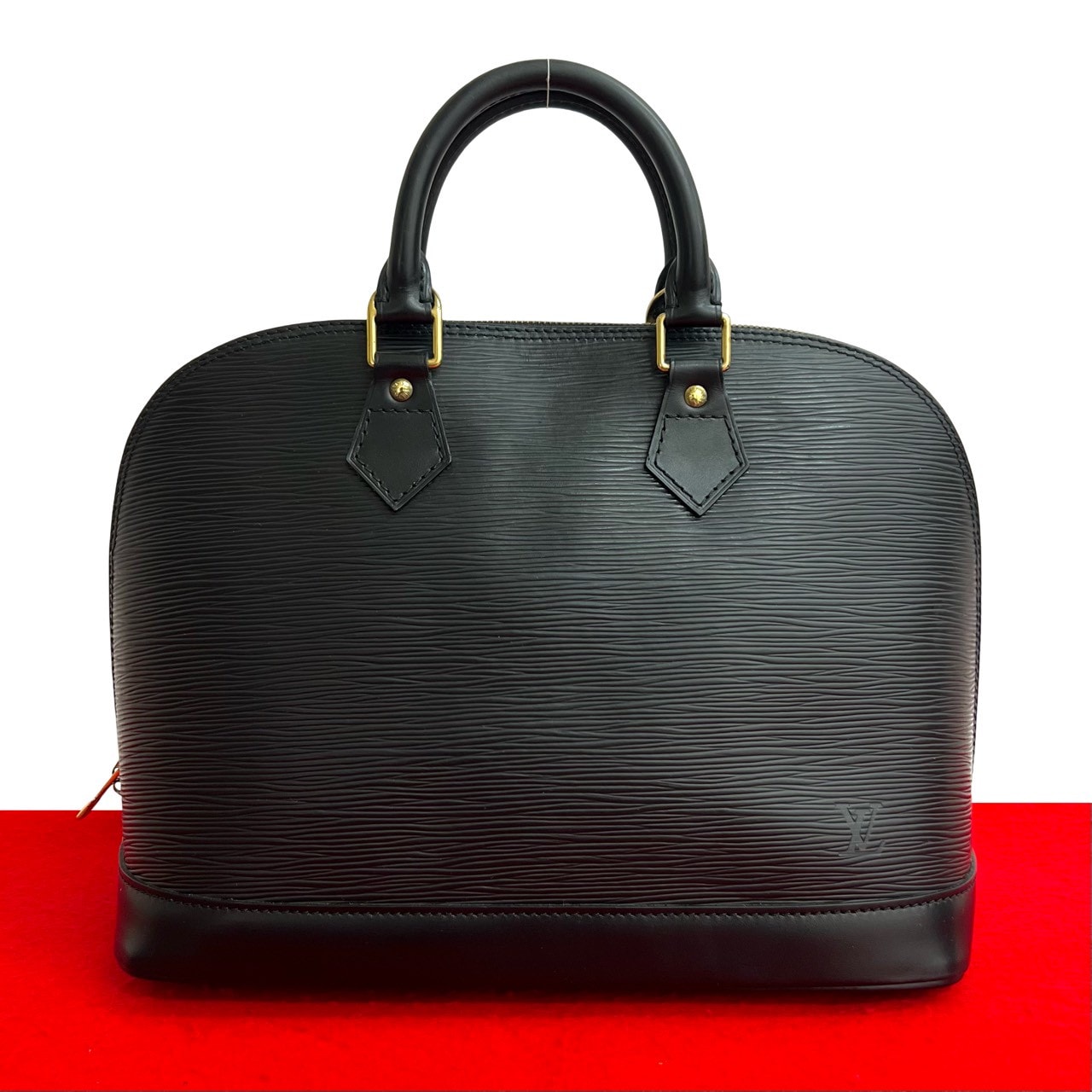 LOUIS VUITTON ルイヴィトン アルマ エピ レザー ハンドバッグ ブラック
 58739