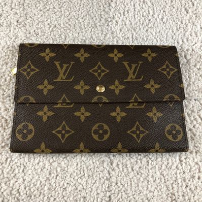 ルイヴィトン モノグラム 財布