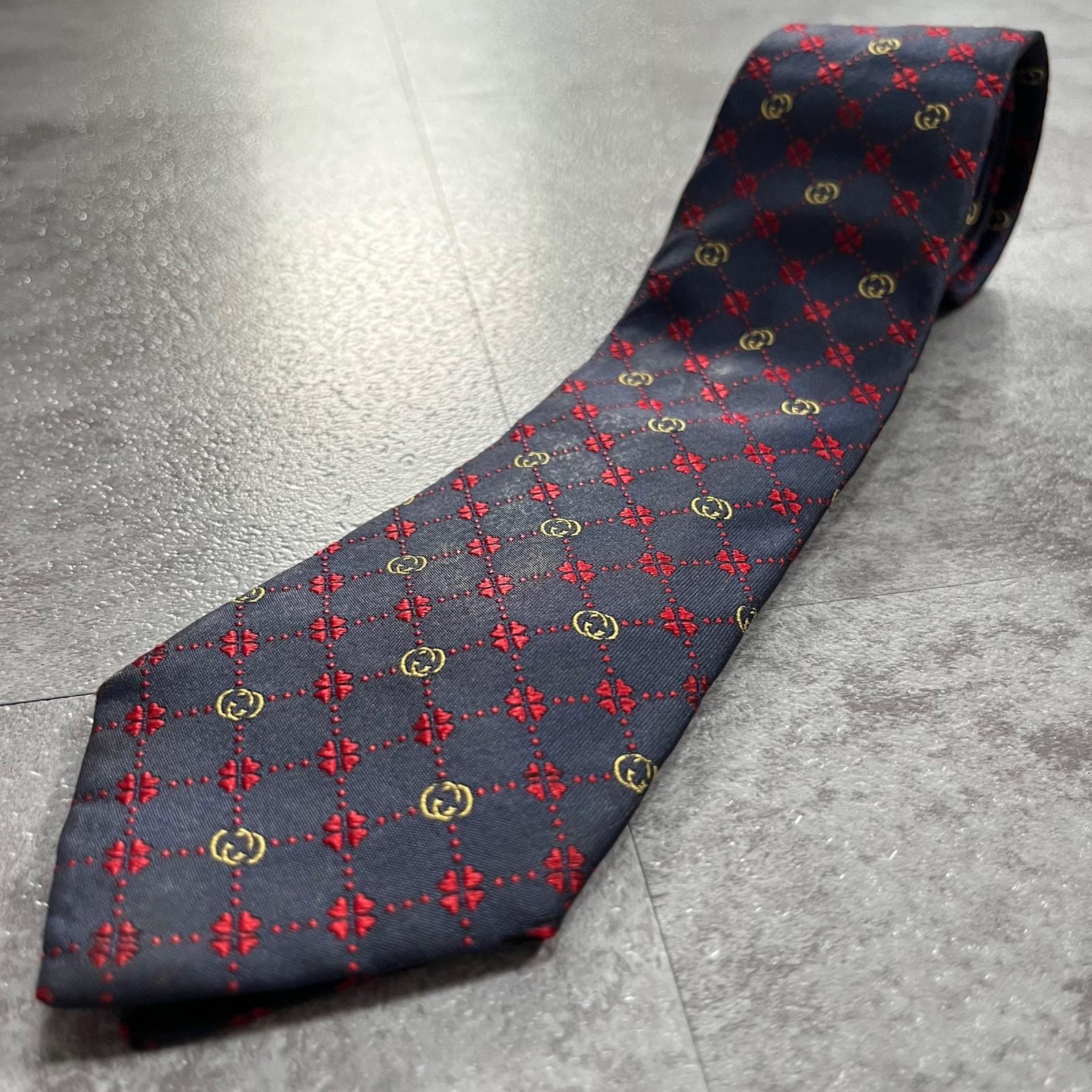 【GUCCI】グッチ ネクタイ ロゴモチーフ GGロゴ インターロッキングG ダイヤ 菱形 格子 チェック 小花 クロス 小紋 織柄 ネイビー レッド