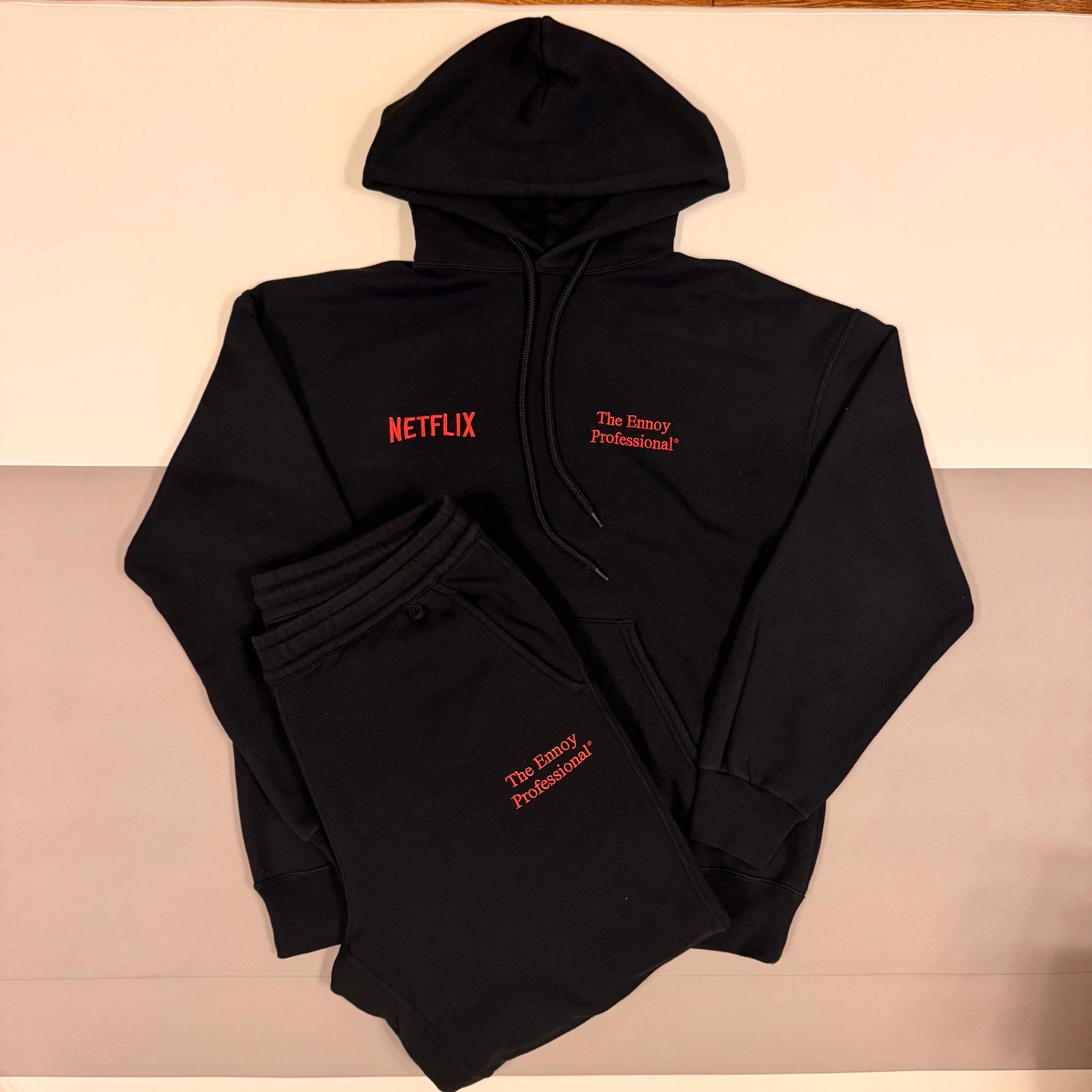 ENNOY Stylistshibutsu x Netflix 23AW Hoodie+Pants Setup "Black/Netflix Red"