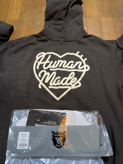 HUMAN MADE Heart Tsuriami Hoodie "Black"