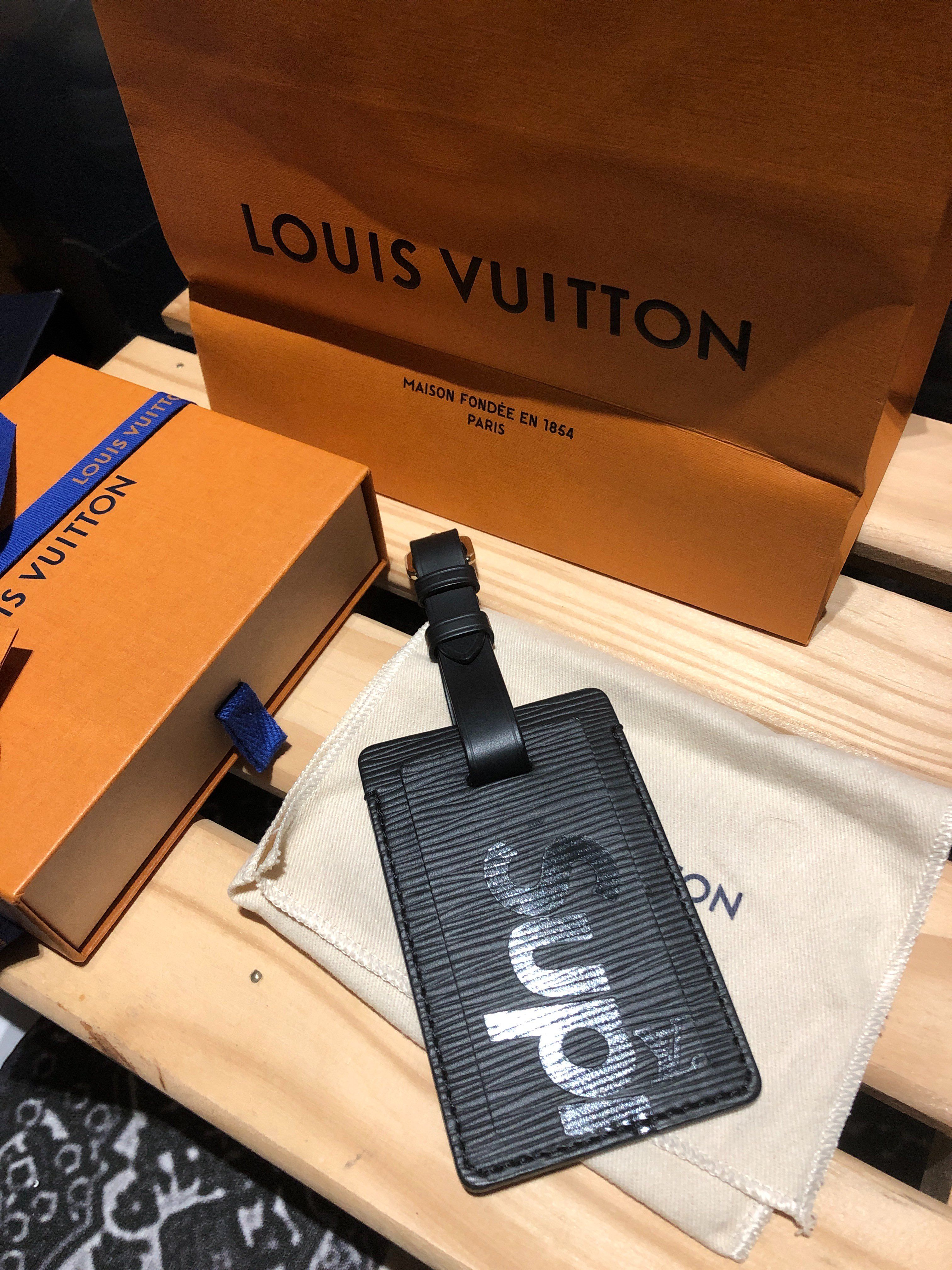 Supreme / Louis Vuitton Porte Carte Simple "Black"