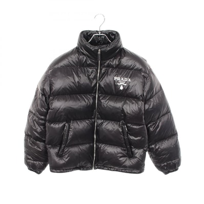 プラダ PRADA ロゴプリント フード付き ダウンジャケット 衣料品 アウター ポリアミド メンズ ブラック系 SGC089 【中古】