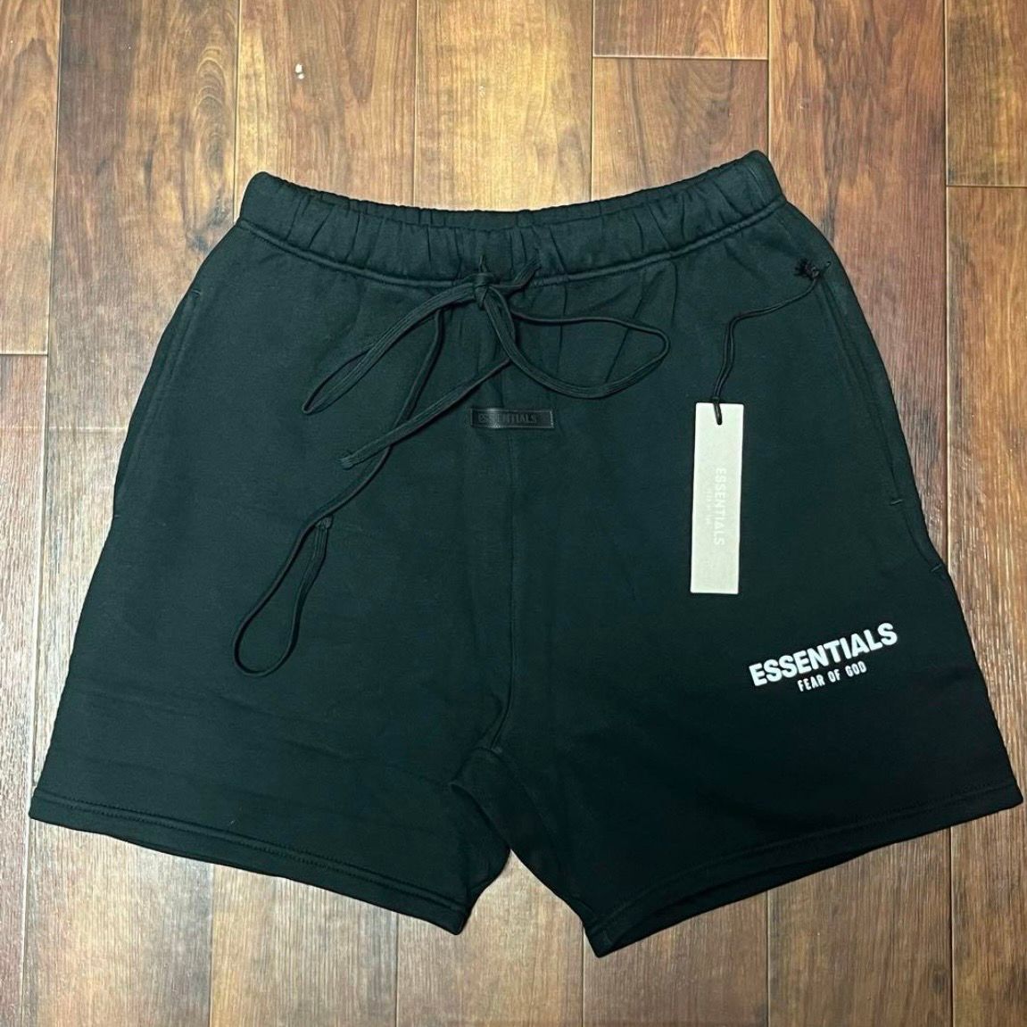 FEAR OF GOD ESSENTIALS SWEATSHORT "Stretch Limo"