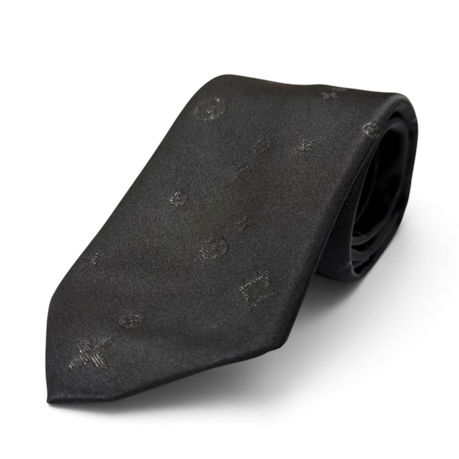 未使用品 ルイヴィトン ネクタイ LV スターリーナイト 7CM M79089