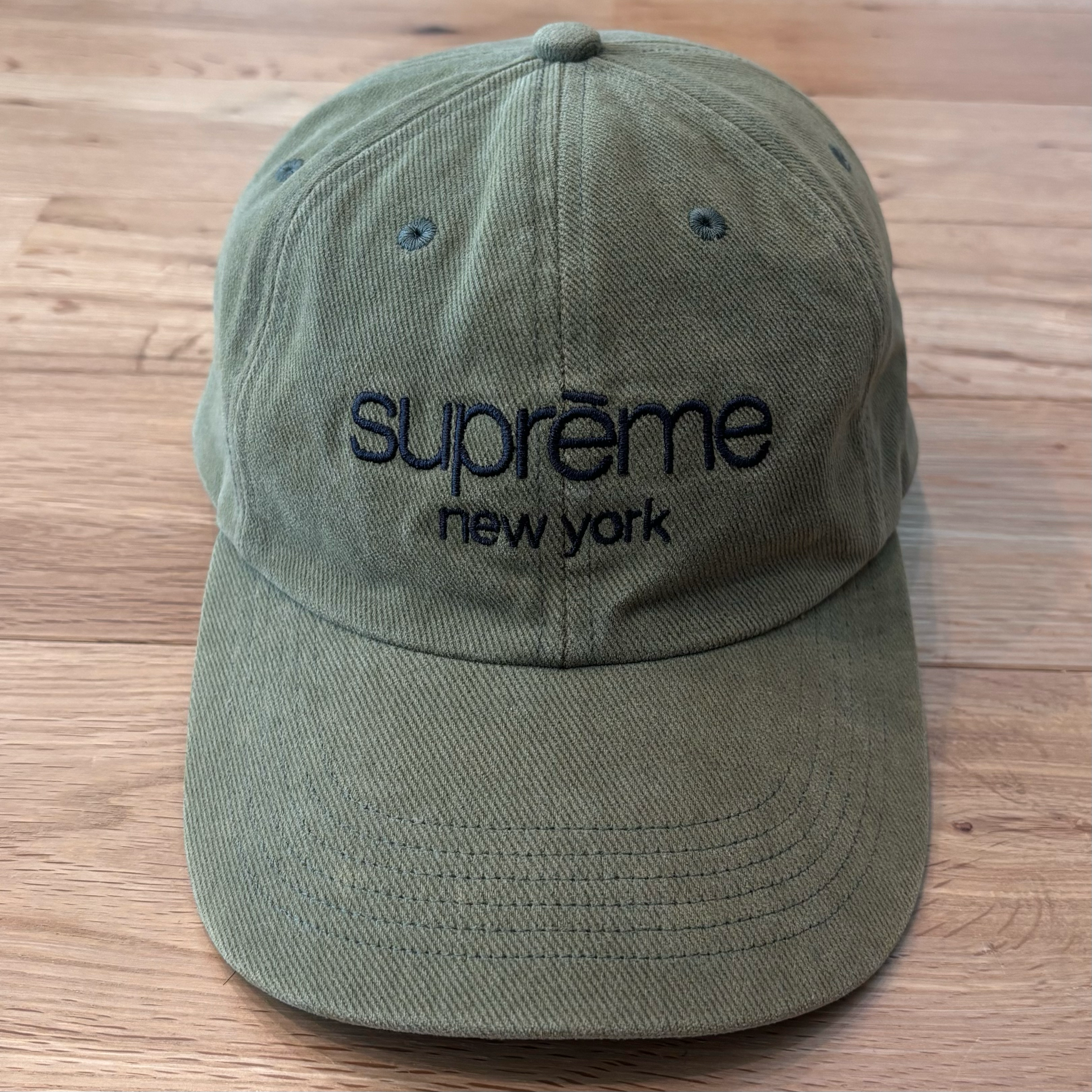 Supreme Classic Logo 6 Panel オリーブ キャップ クラシック シュプリーム