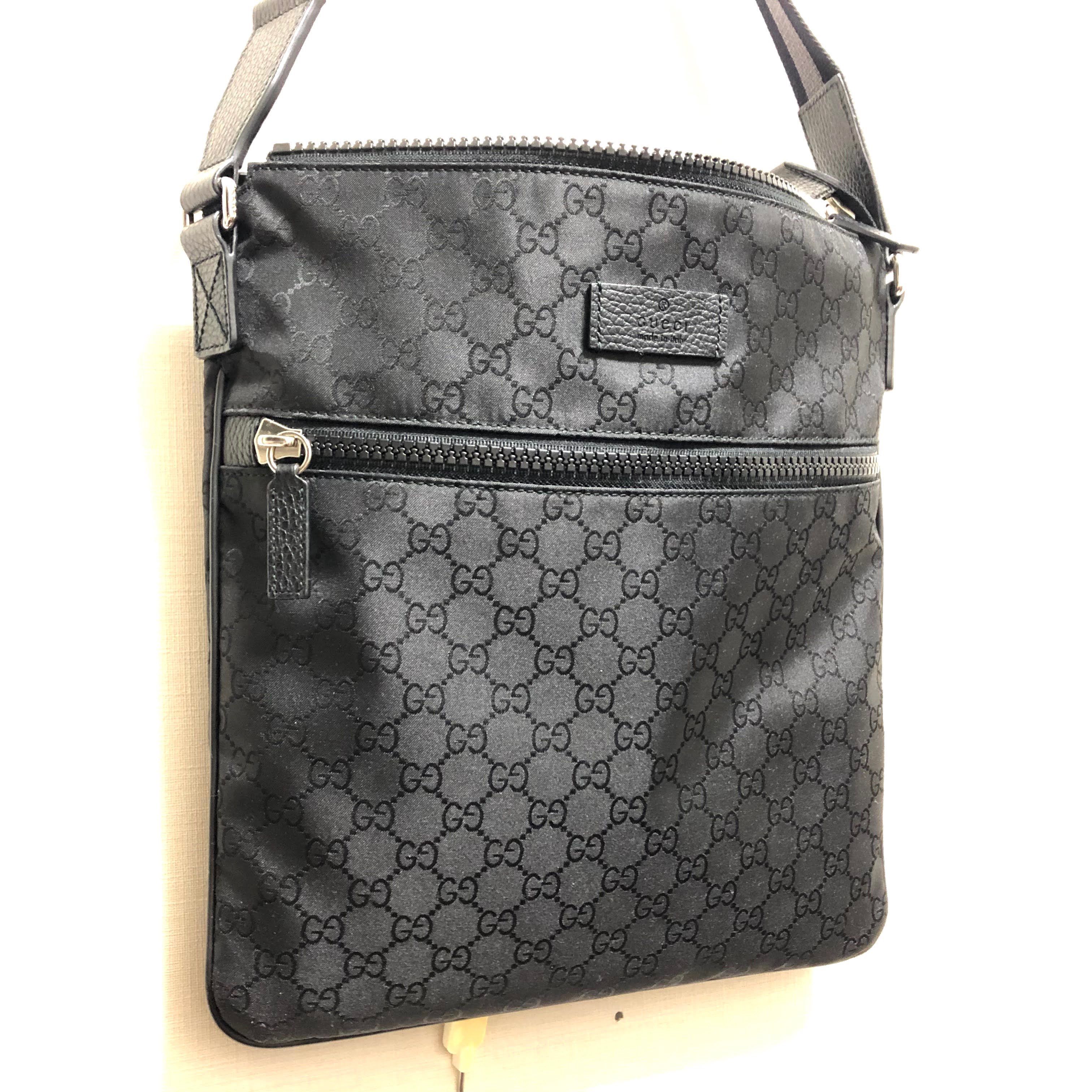 GUCCI ショルダーバッグ