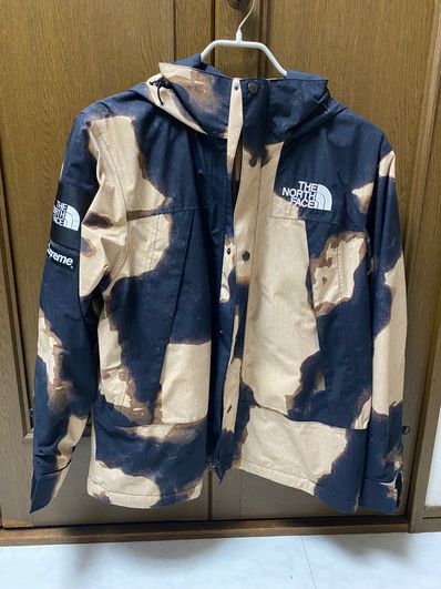 Supreme x The North Face Bleached Denim Print Mountain Jacket "Black"