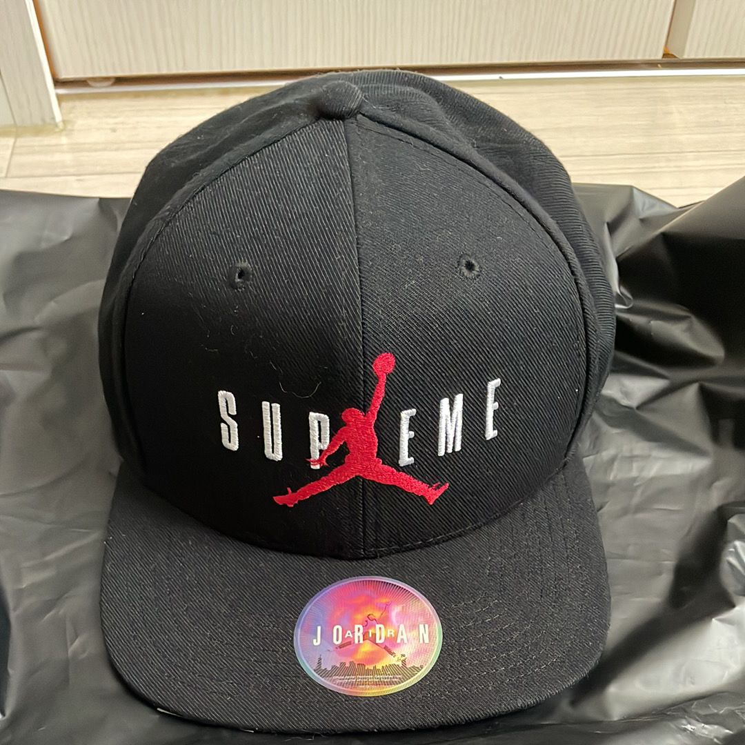 Supreme NIKE Air Jordan 6-Panel Cap "Black"