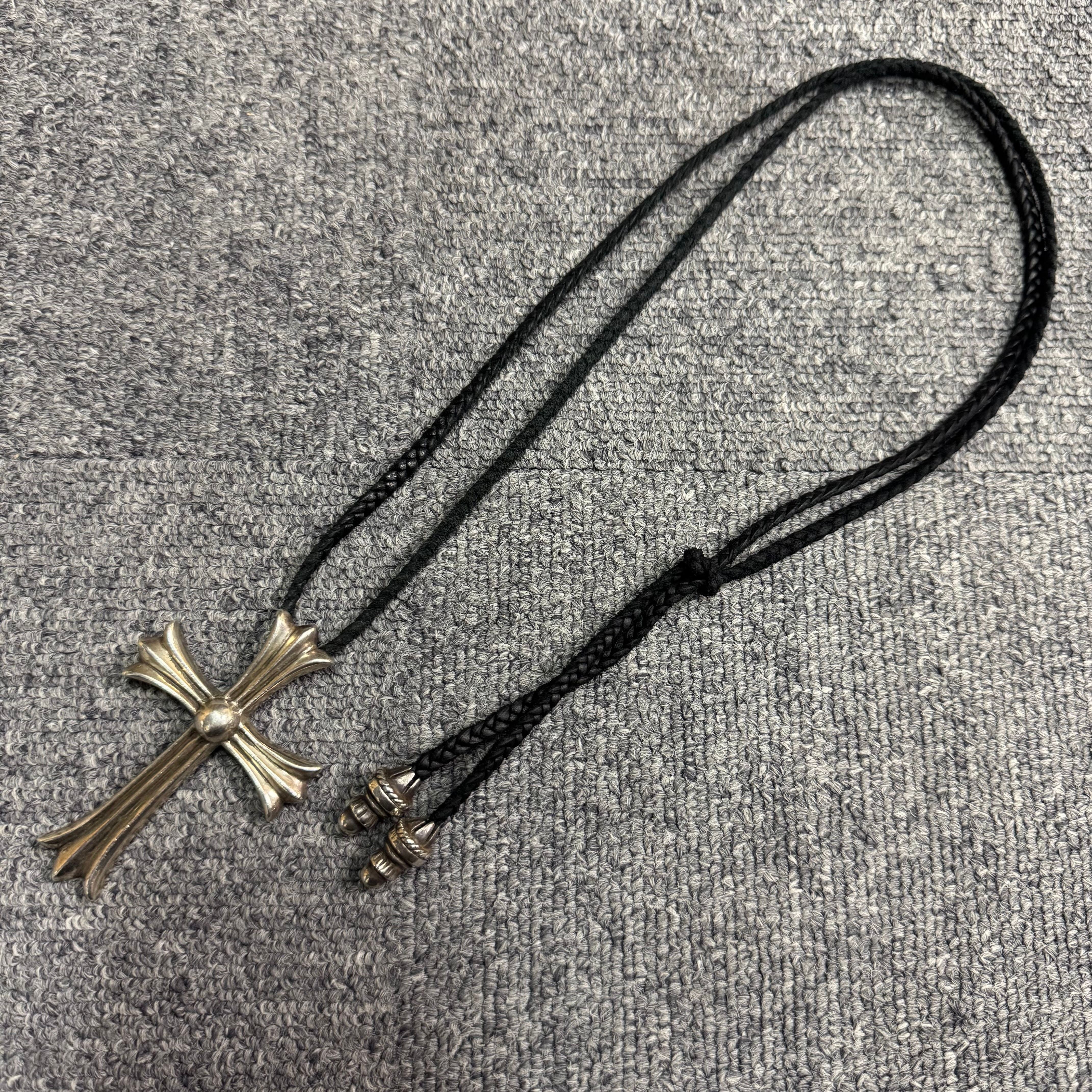 クロムハーツ　ラージクロス　傷あり クロムハーツ ラージクロス 傷あり CHROME HEARTS クロムハーツ