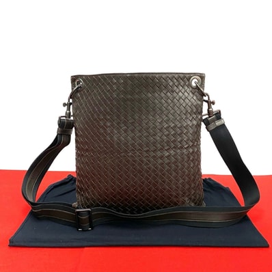 BOTTEGA VENETA ボッテガヴェネタ イントレチャート レザー ショルダーバッグ ブラウン
27788