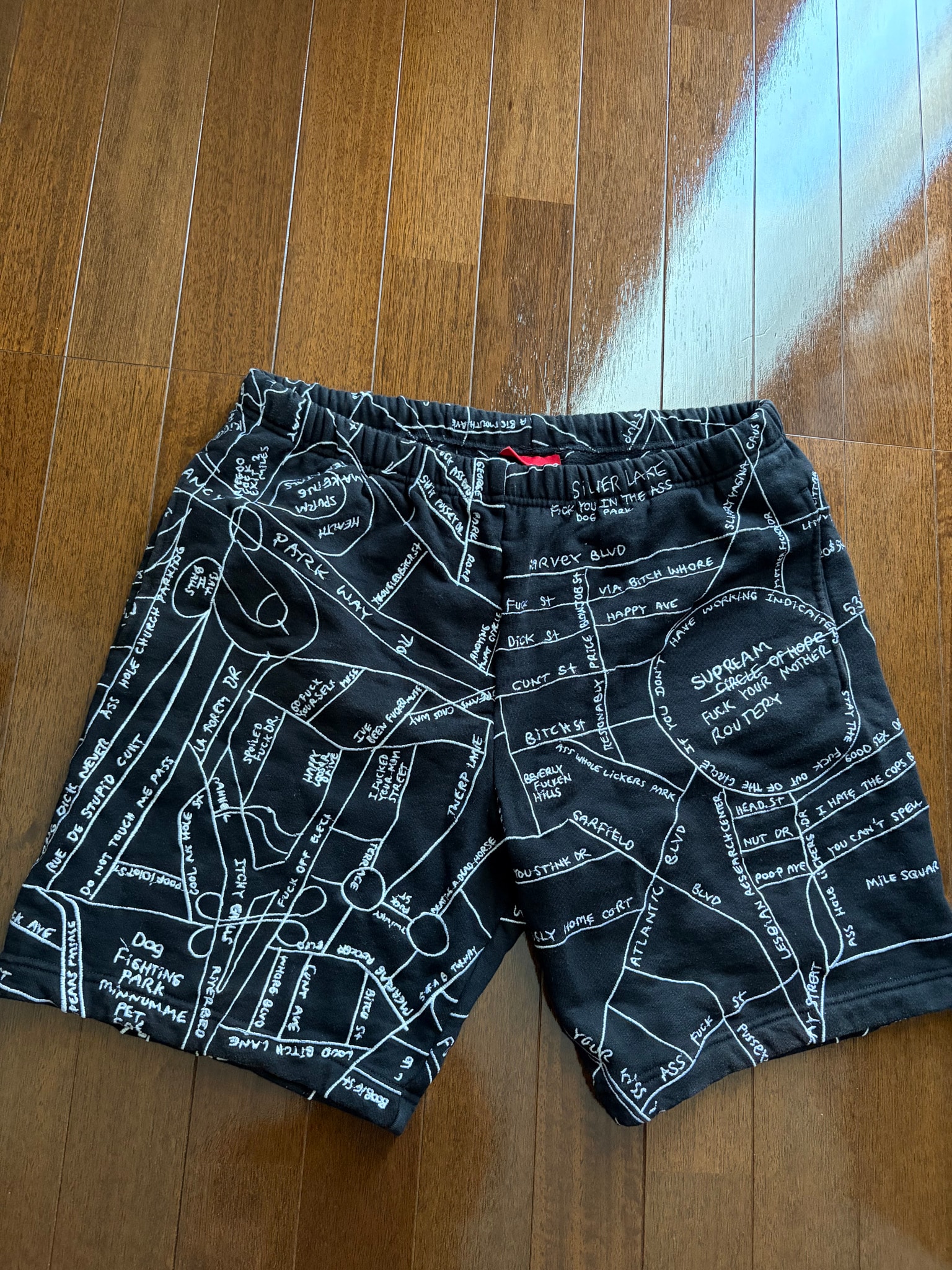 Supreme Gonz Embroidered Map Sweatshort "Black"