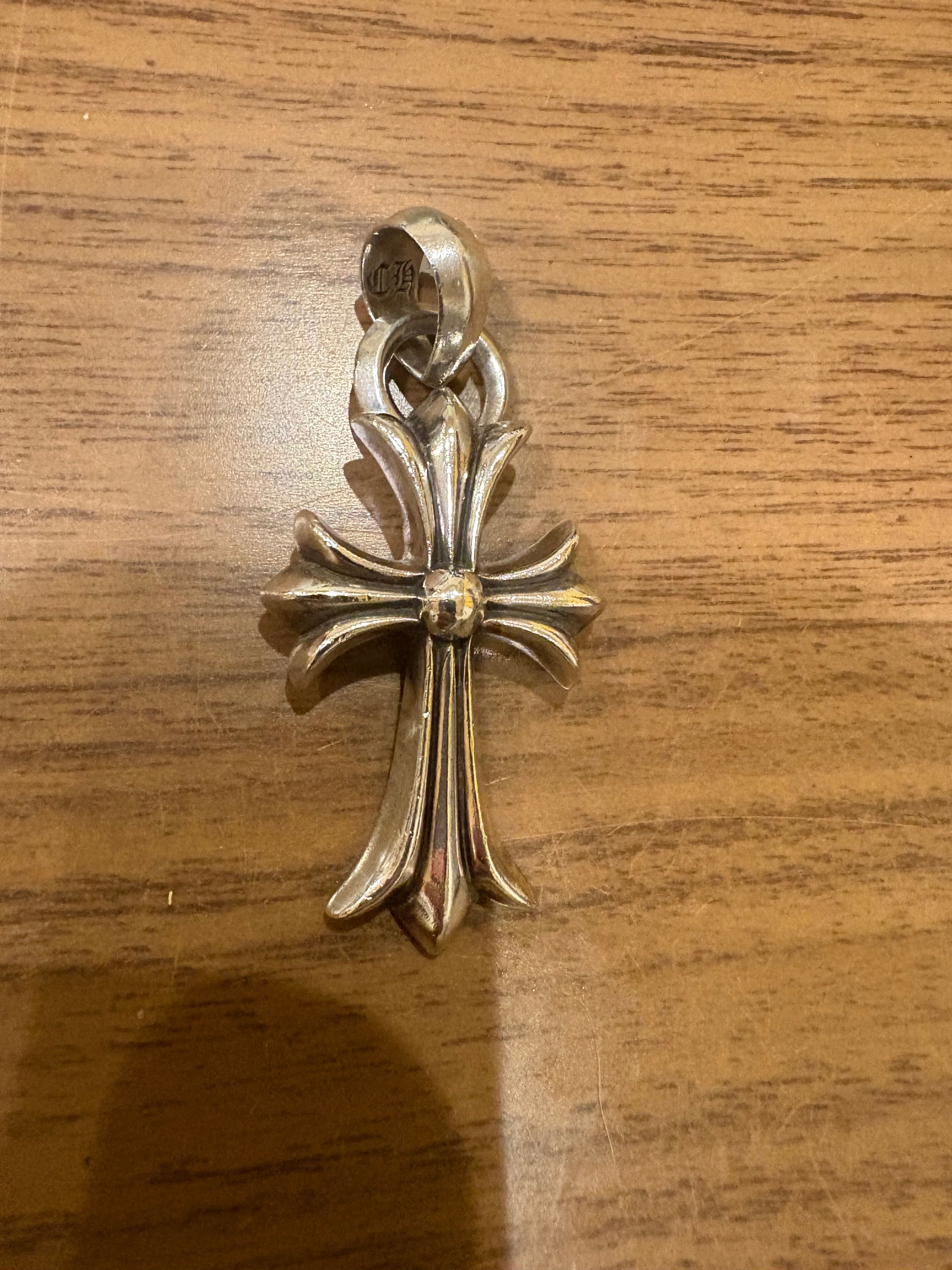 Chrome Hearts CH Cross Pendant Small / Plain Bail "Silver"