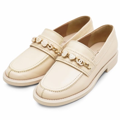 【美品】CHANEL シャネル チャーム ローファー サイズ 37C レディース 24A G45785 アイコン ココマーク カメリア ハート レザー シューズ 靴 箱付属 アイボリー イタリア製