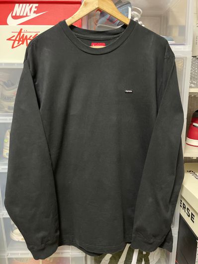 Supreme Small Box L/S Tee "Black"(22FW)