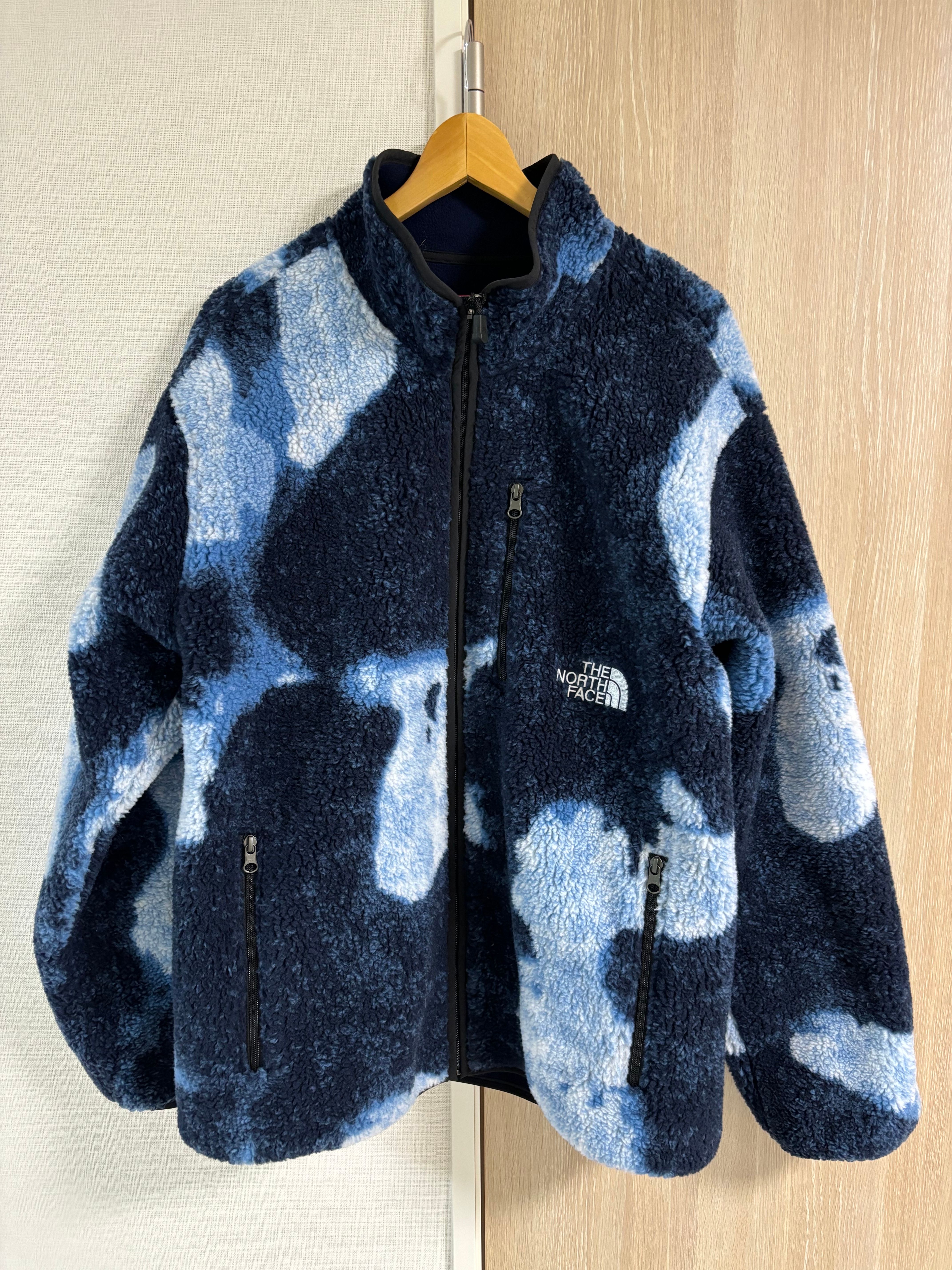 Supreme x The North Face Bleached Denim Print Fleece Jacket "Indigo"
