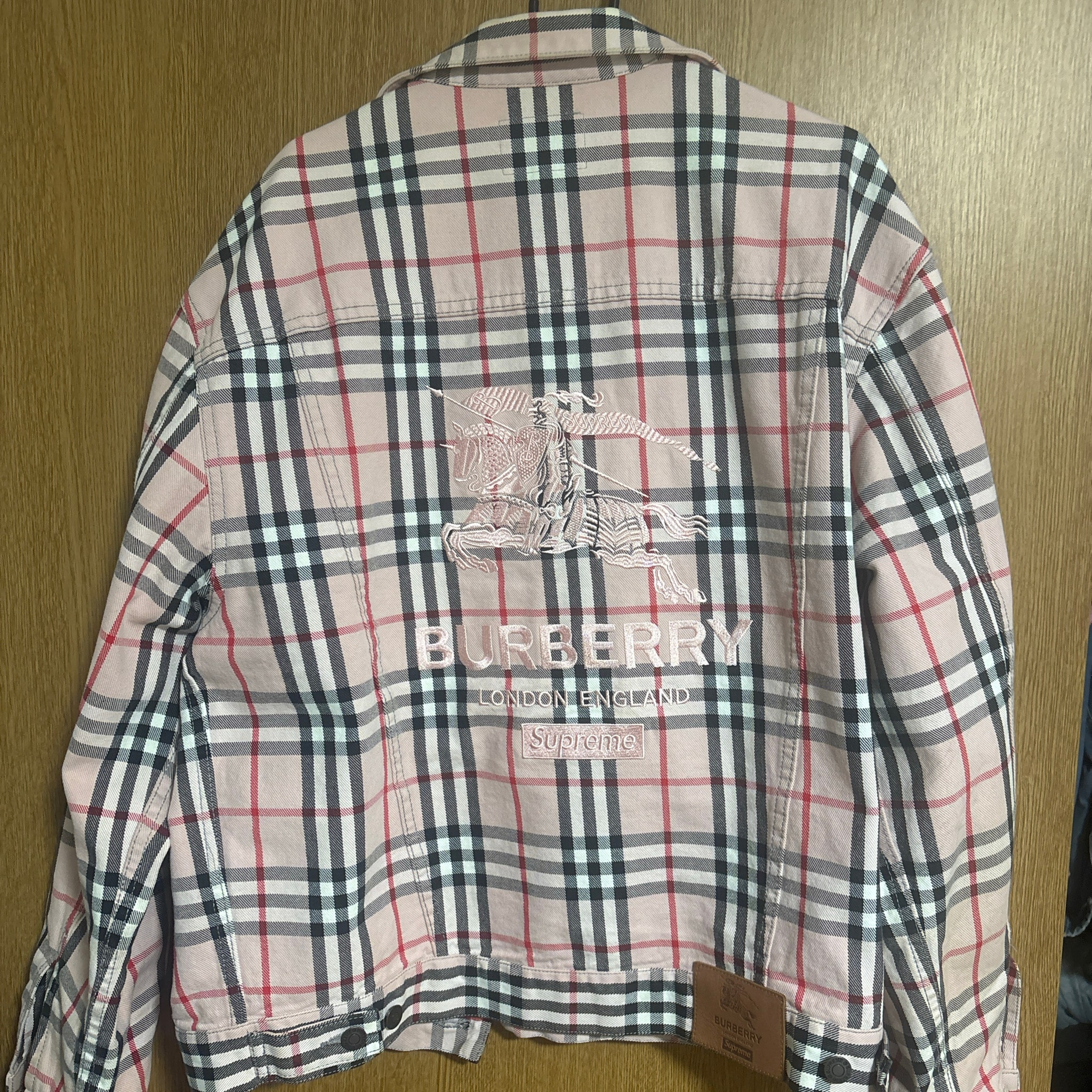 Supreme / Burberry Denim Trucker Jacket "Pink"